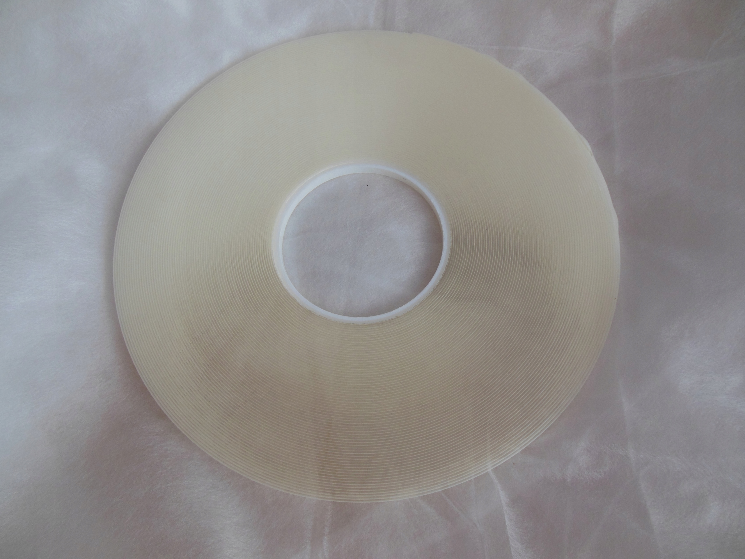 GRUBA DWUSTRONNA TAŚMA 1mm KLEJĄCA SZKŁO 6mmx33m