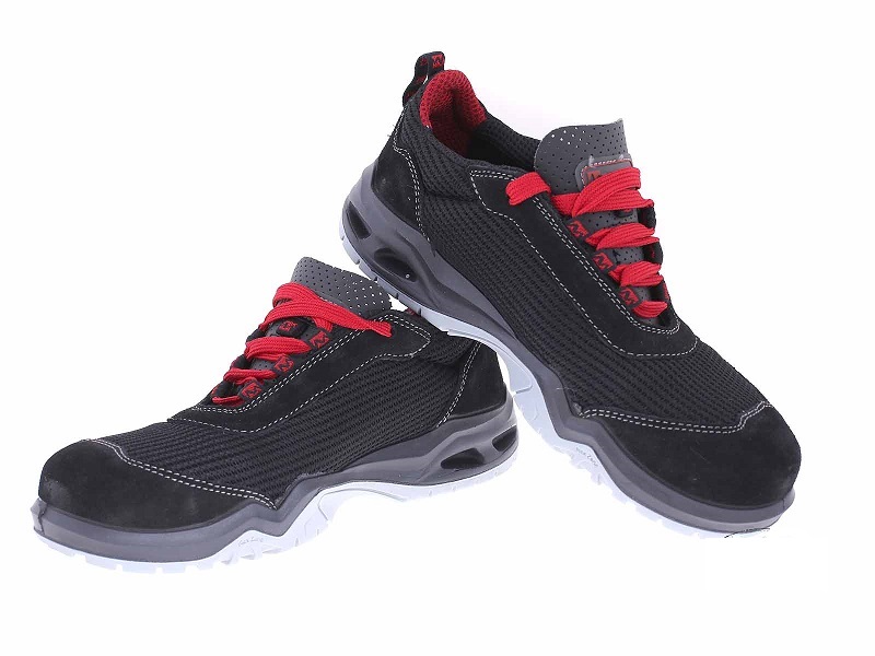 FRANCUSKIE BUTY ROBOCZE OCHRONNE MTS MUSTANG r. 41 Model Mustang S1