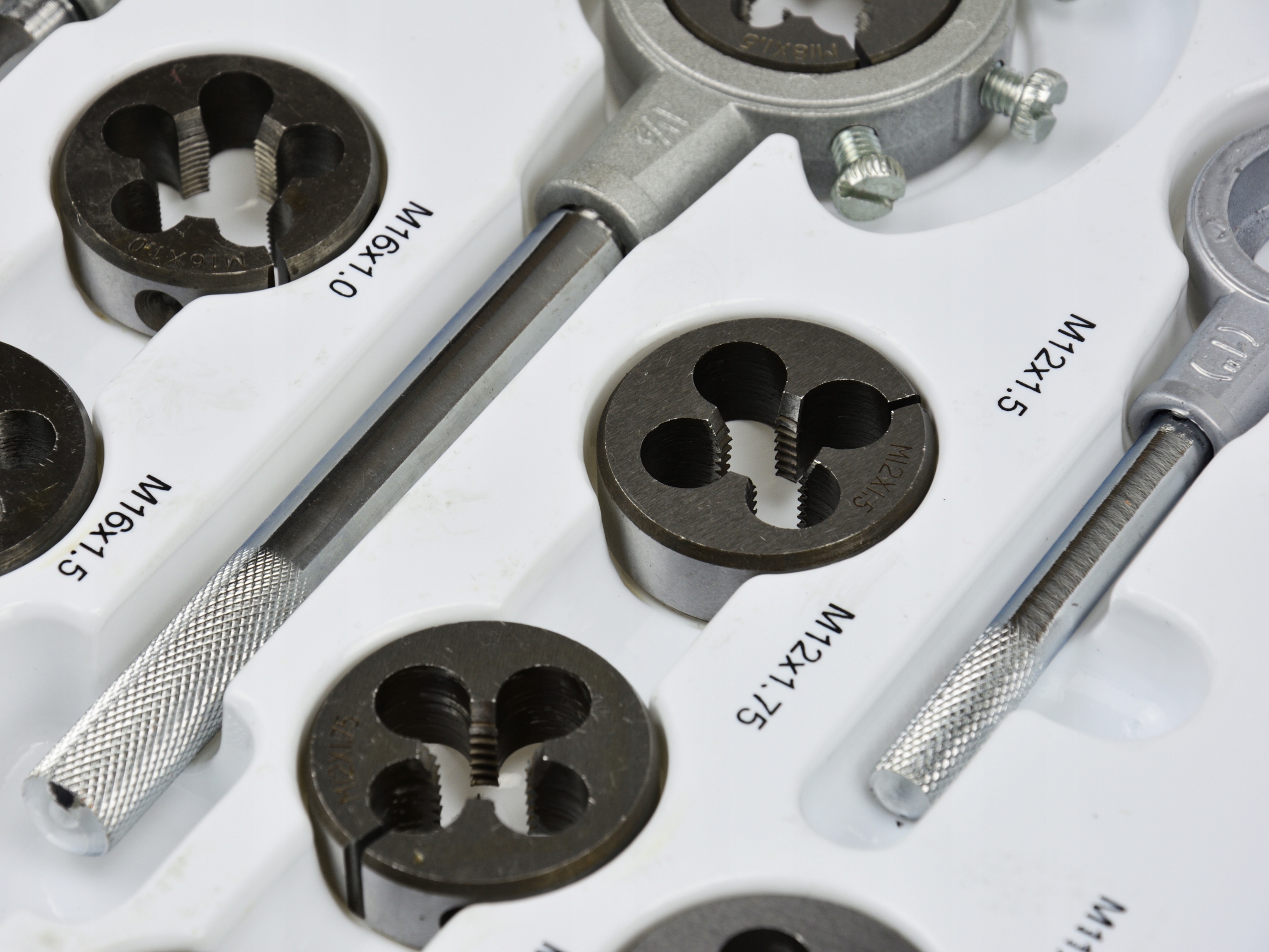 Bcc7809649528a928c6a66e9cbb9