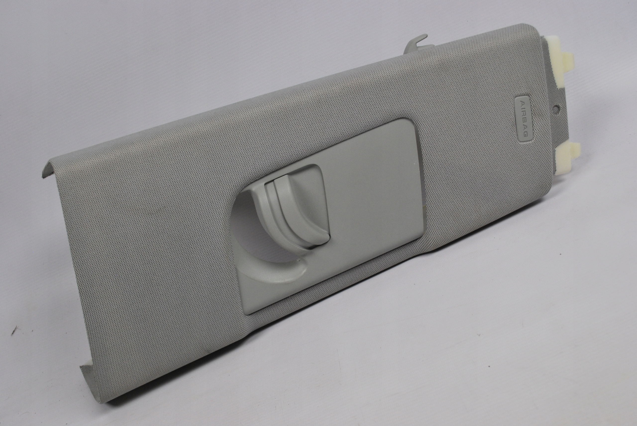 Poszycie słupka B lewe Audi A8 4M8867243 YT4