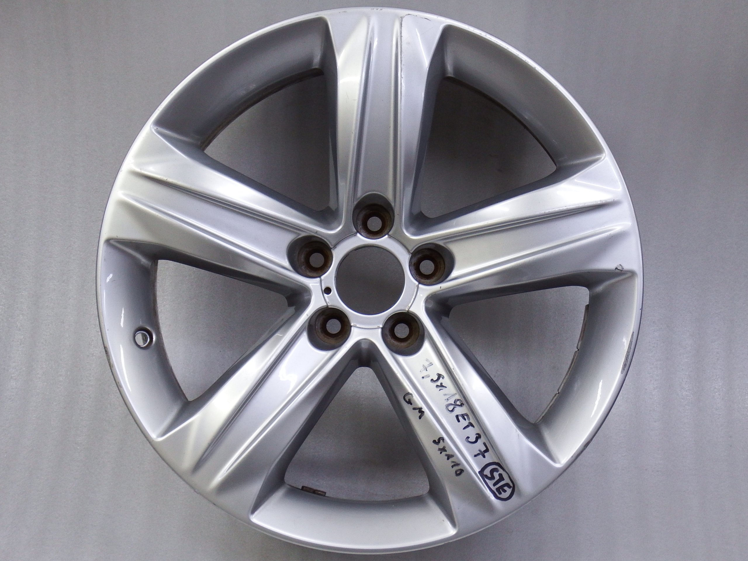 FELGA OPEL TIGRA 5x110 7 , 5x18 Et37 OEM foto 1