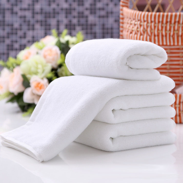 RĘCZNIK HOTELOWY AQUA 70x140 RĘCZNIKI HOTEL HAFT Gramatura ręcznika 410-500 GSM