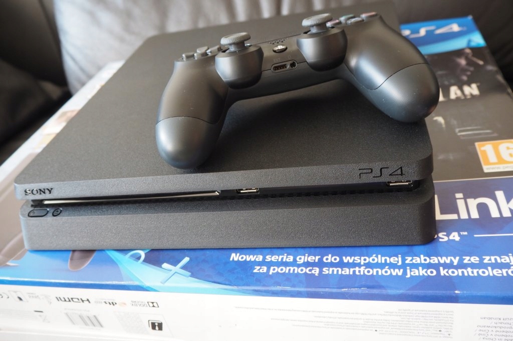 Konsola Sony Playstation 4 Slim Matowa Komplet Ps4 Konsole Do Gier Sklep Internetowy Allegro Pl