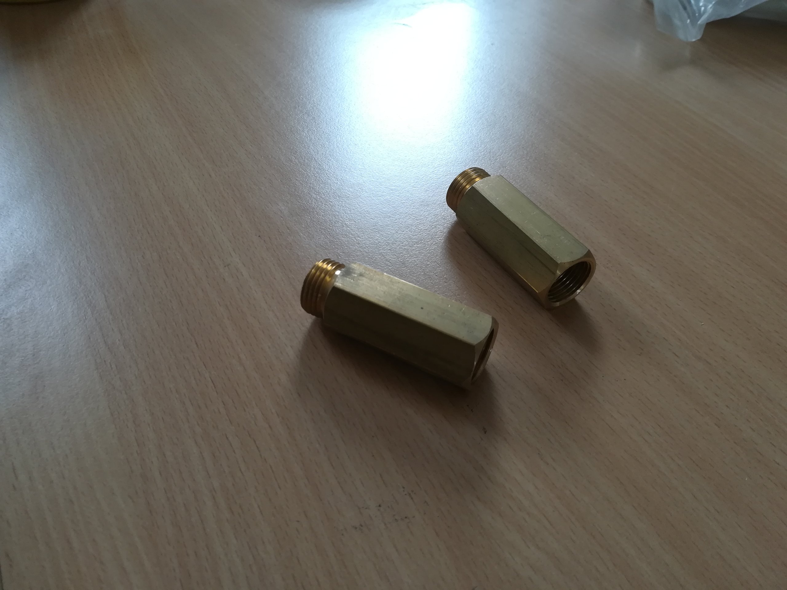 

Przedłużka mosiężna pod klucz 1/2 L-50 mm tania