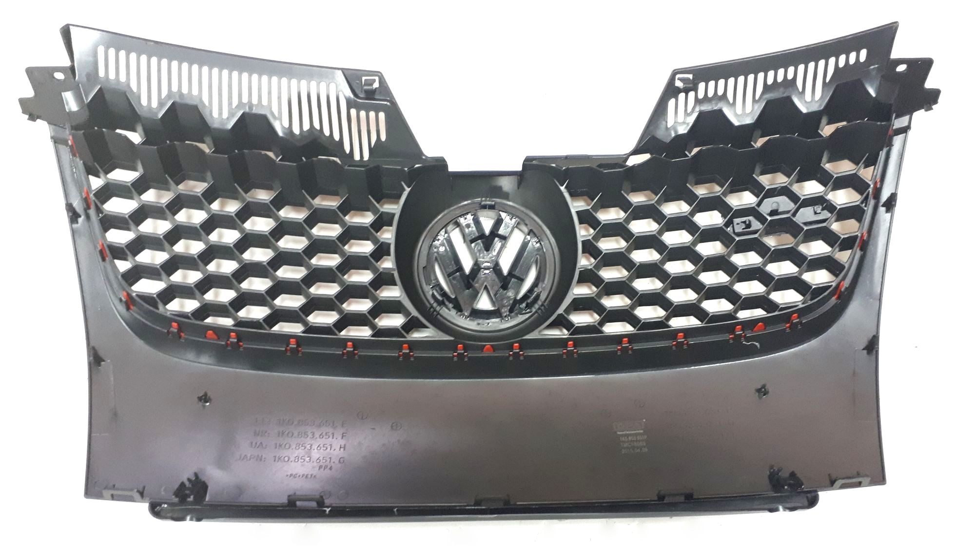 ATRAPA GRILL + LOGO VW GOLF V GTI 1K0853651 Waga produktu z opakowaniem jednostkowym 4 kg