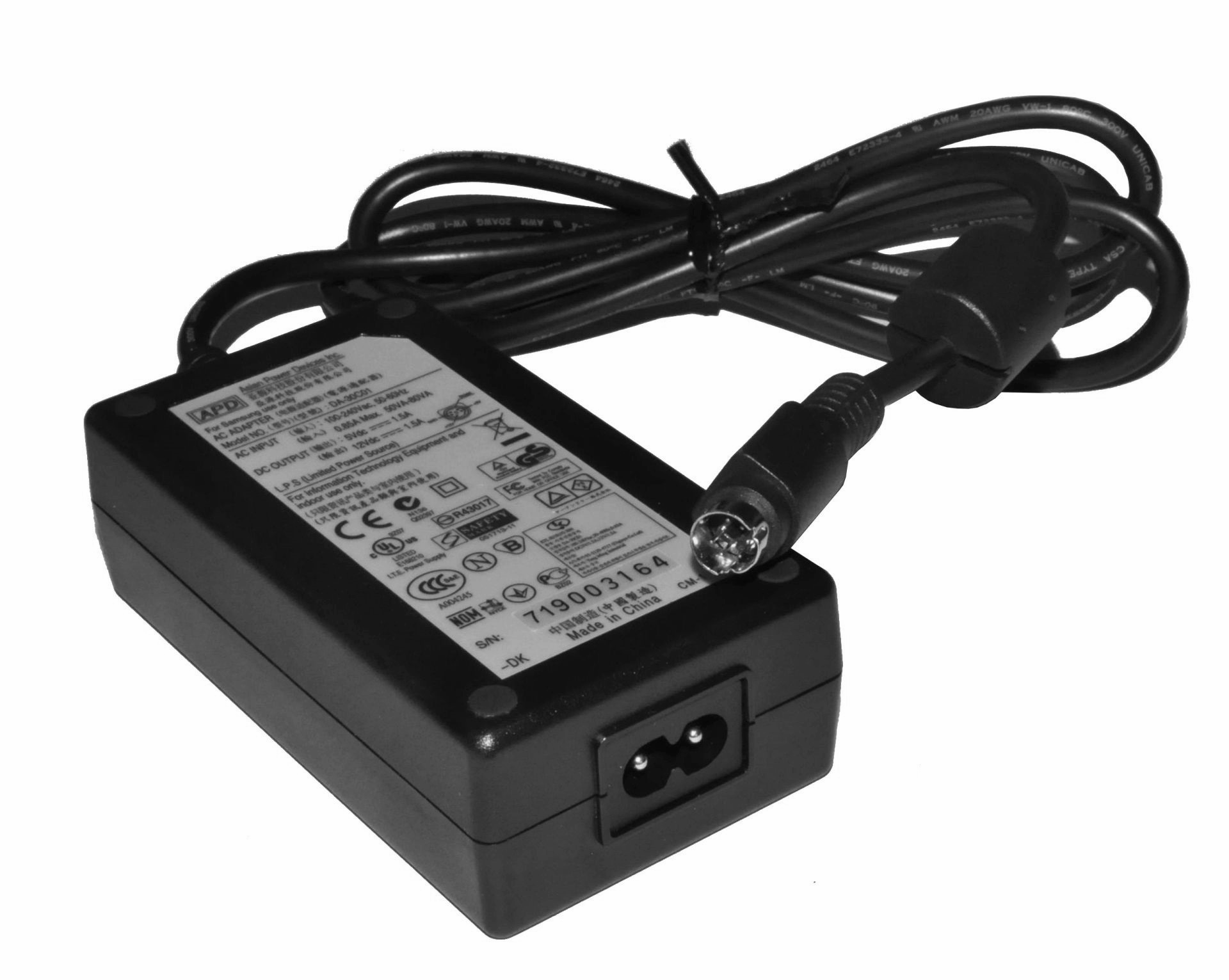 Блок питания для дисков APD 5V 1.5 A / 12V 1.5 A 5-DIN