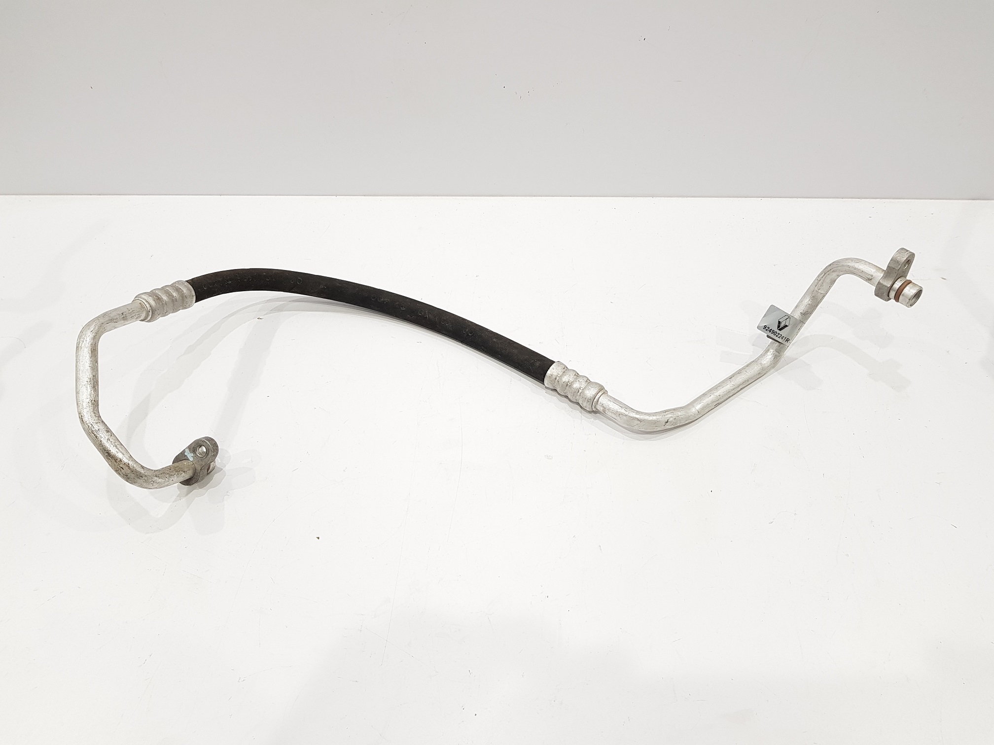 924902241R - ШЛАНГ КОНДИЦИОНЕРА LATITUDE 2.0 16V 3.0 DCI