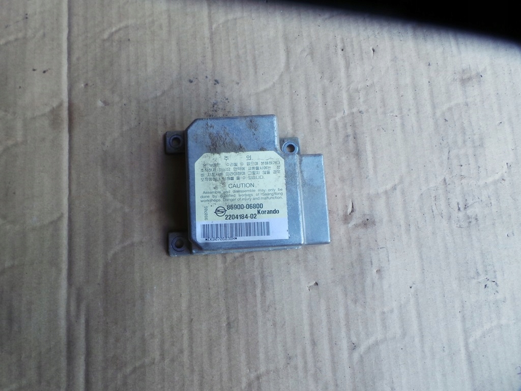 Sensor airbagu Ssangyong Korando II 86900-06800 Typ samochodu Samochody osobowe