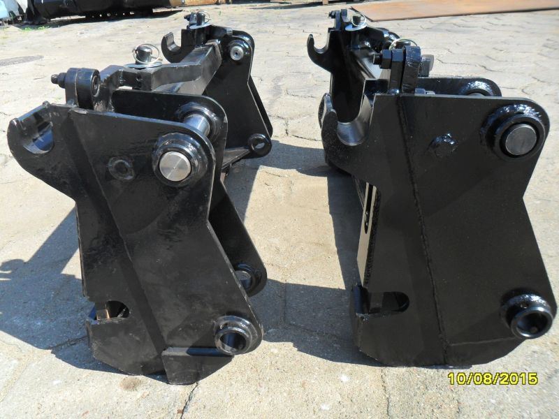 JCB 3CX 4CX SZYBKOZLACZE MECHANICZNE PRZEDNIE Machine type Backhoe loader