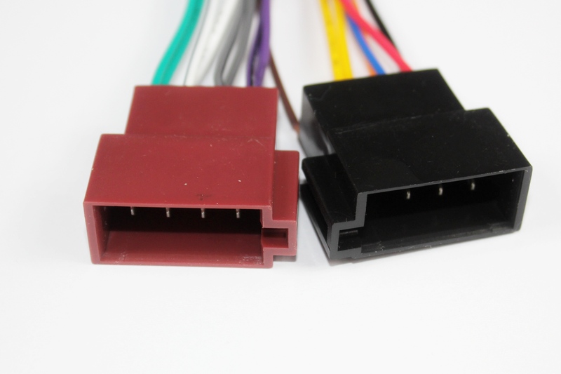 Złącze CLARION DXZ 928R DXZ 838RX DXZ 718R - ISO Marka Clarion