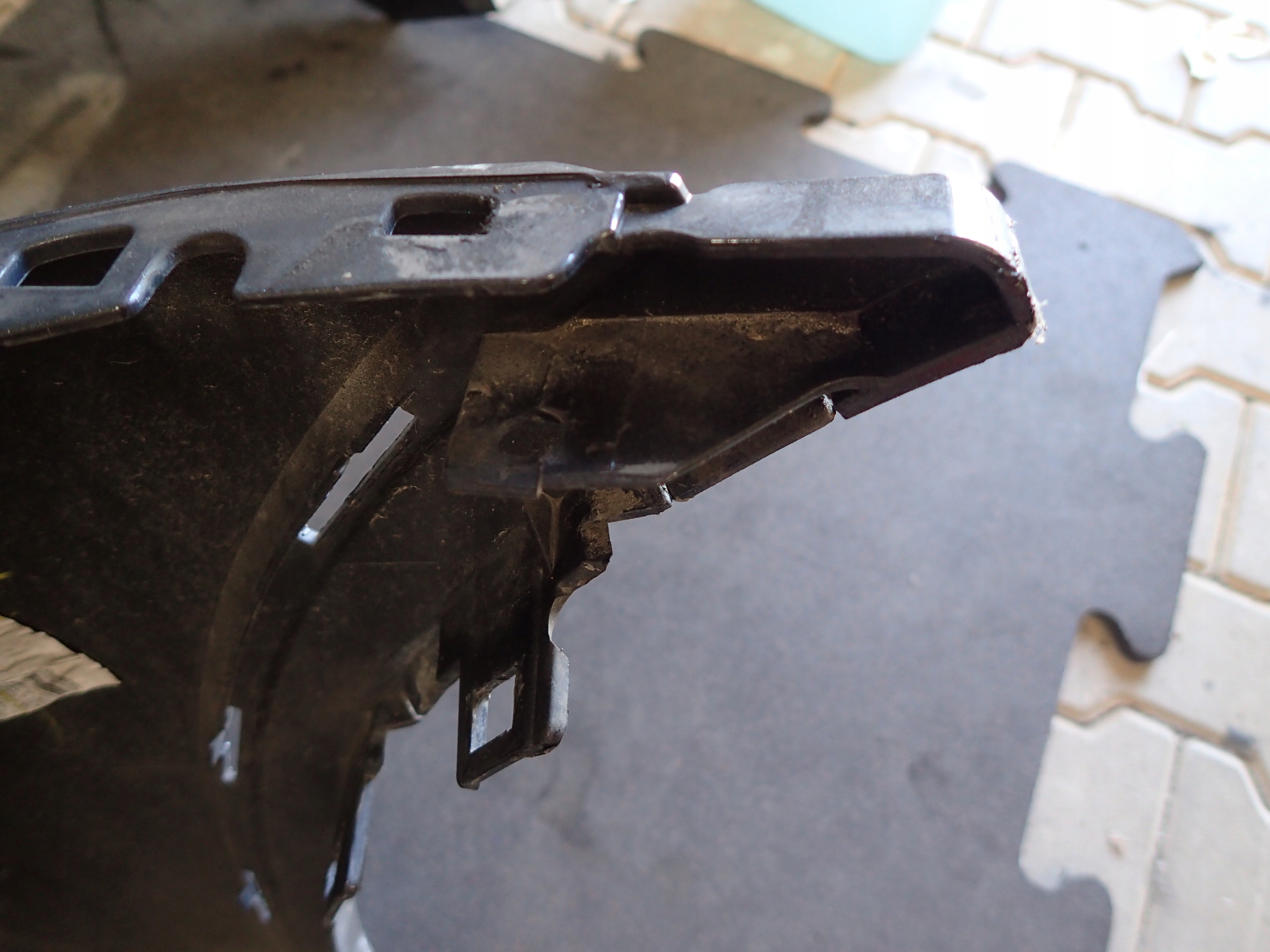 ZDERZAK PRZÓD AUDI Q3 S LINE Producent części Audi OE