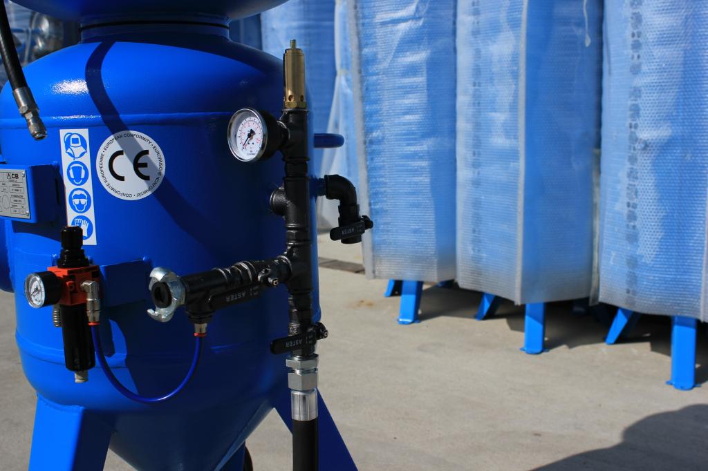 OCZYSZCZARKA PIASKARKA 60L SPRĘŻARKA KOMPRESOR Moc (kW) 2.2 kW
