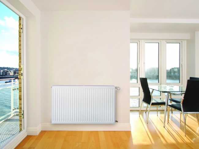 GRZEJNIK C11 900x600 953W panelowy JEDNOPŁYTOWY 091 Szerokość 600 mm