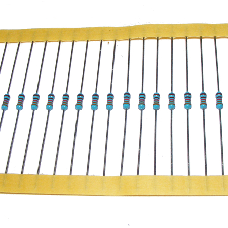 

Rezystor opornik Tht met 0.6W 3.32Kohm 3K32 1% x25