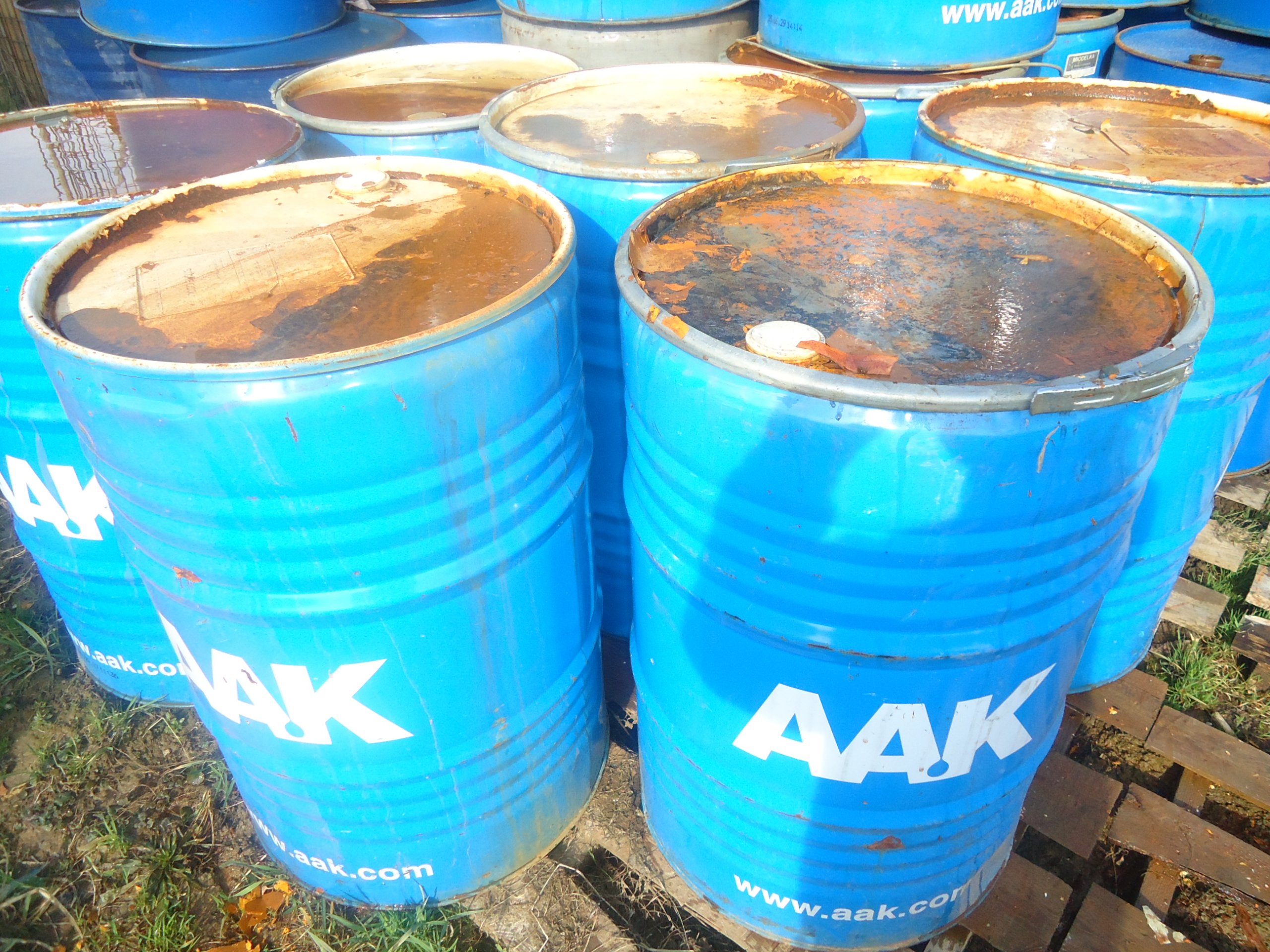 BECZKA METALOWA zbiornik 200L soki spoż kl.B nieb Marka bez marki