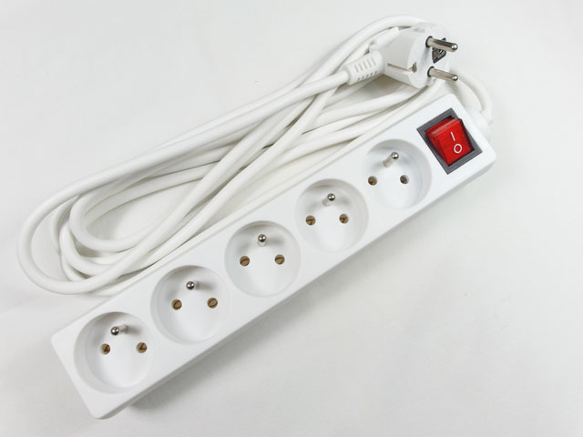 

przedłużacz rozgałęziacz listwa elektr. 1,5m