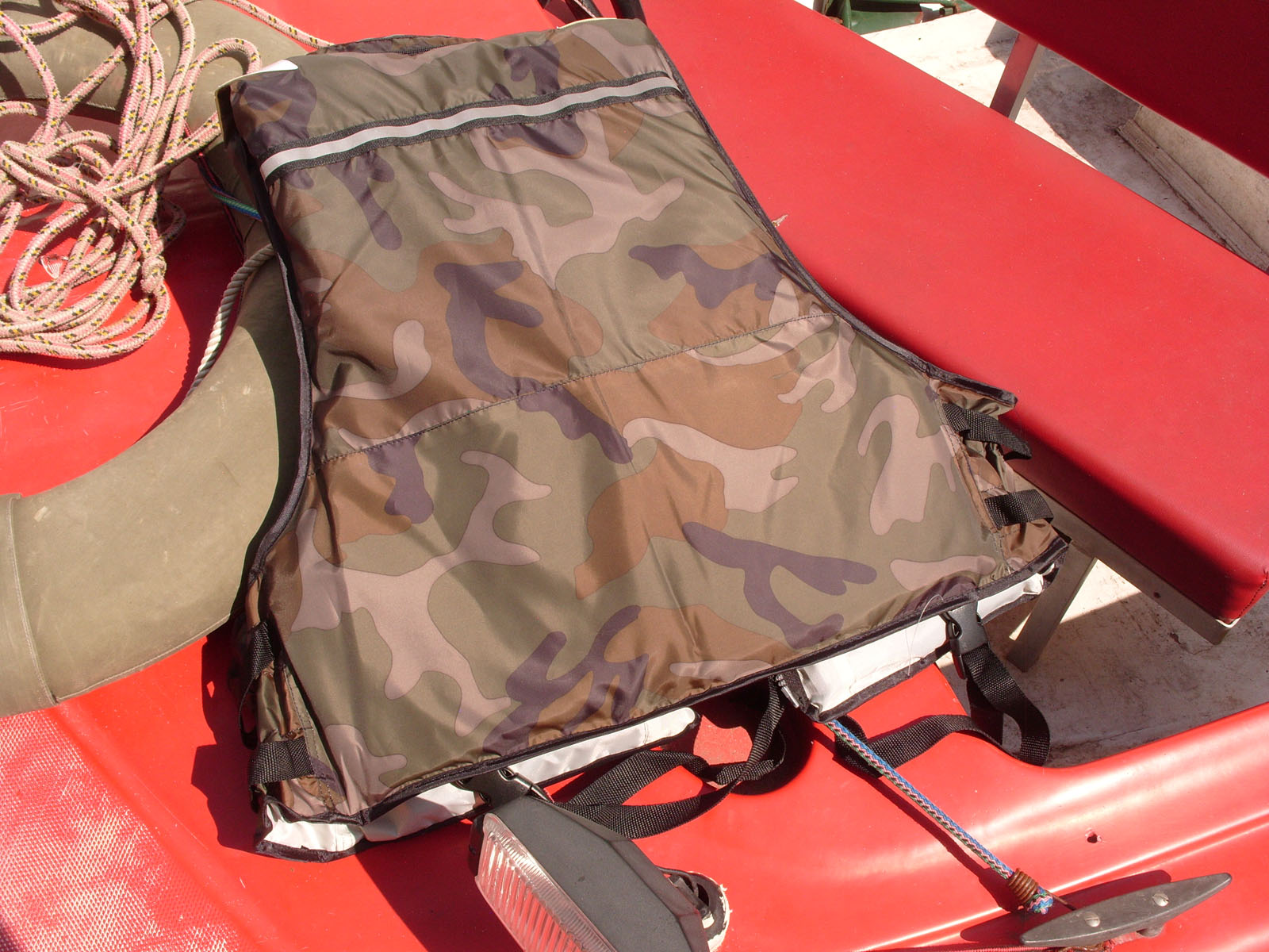 KAMIZELKA WYPORNOŚCIOWA RATUNKOWA MISTRALL r. XXL Waga 750 g