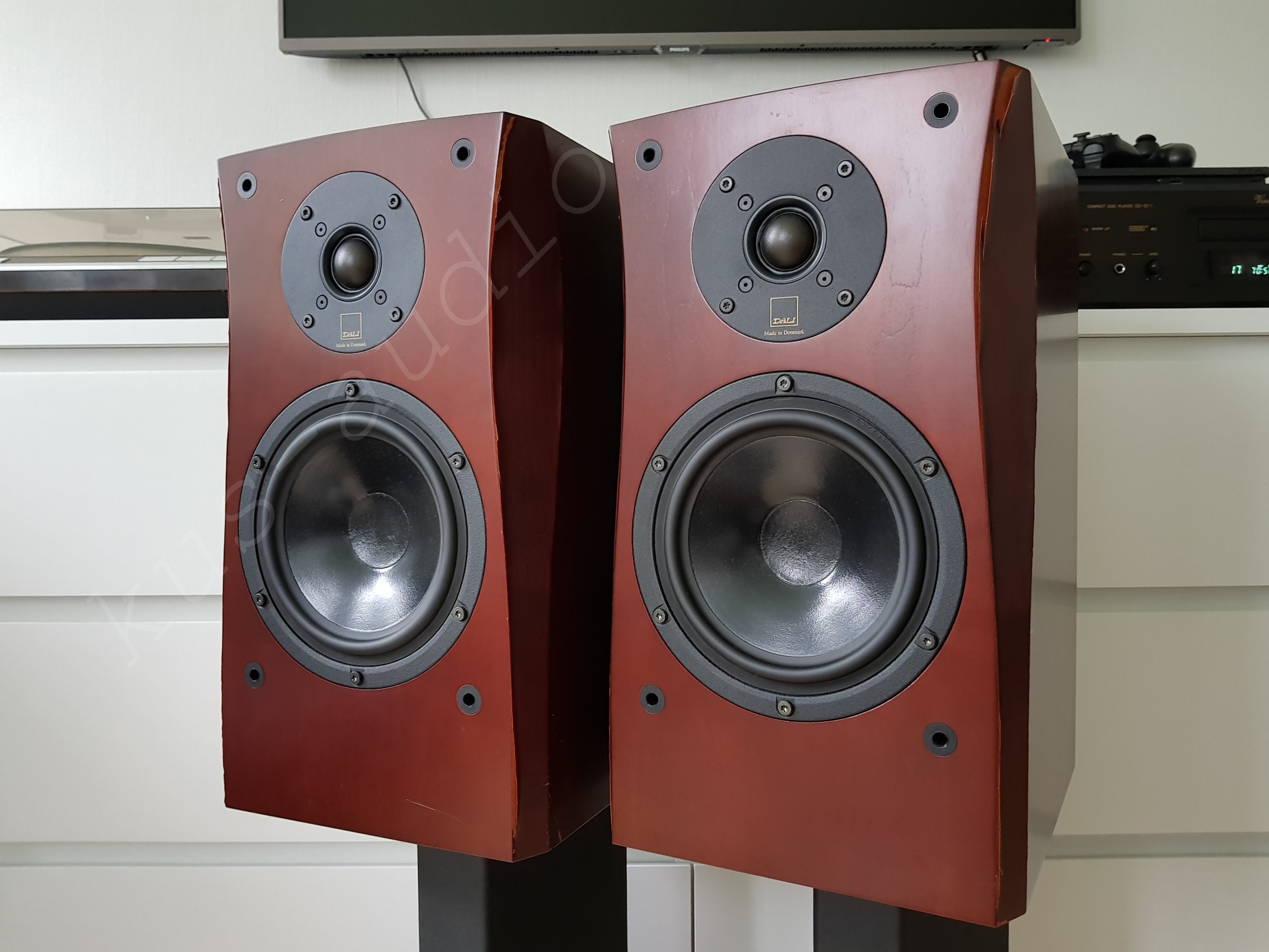 Dali Grand Coupe Kolumny Podstawkowe 7122936627 oficjalne archiwum