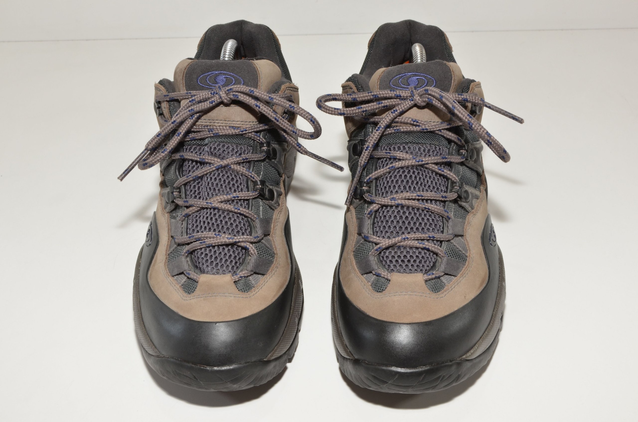 red and black asics mens