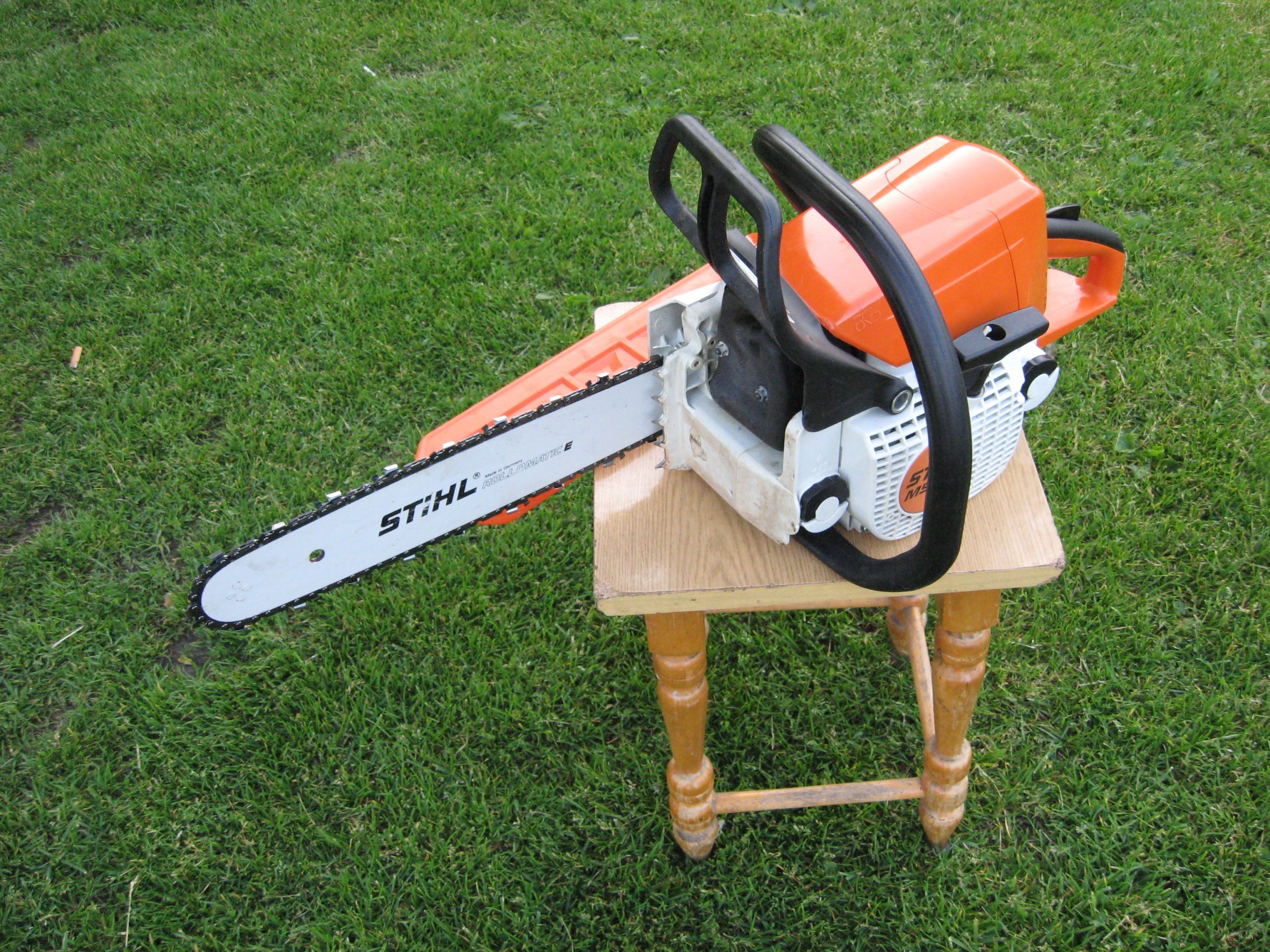 Pia spalinowa Stihl  MS  250  7363320624 oficjalne 