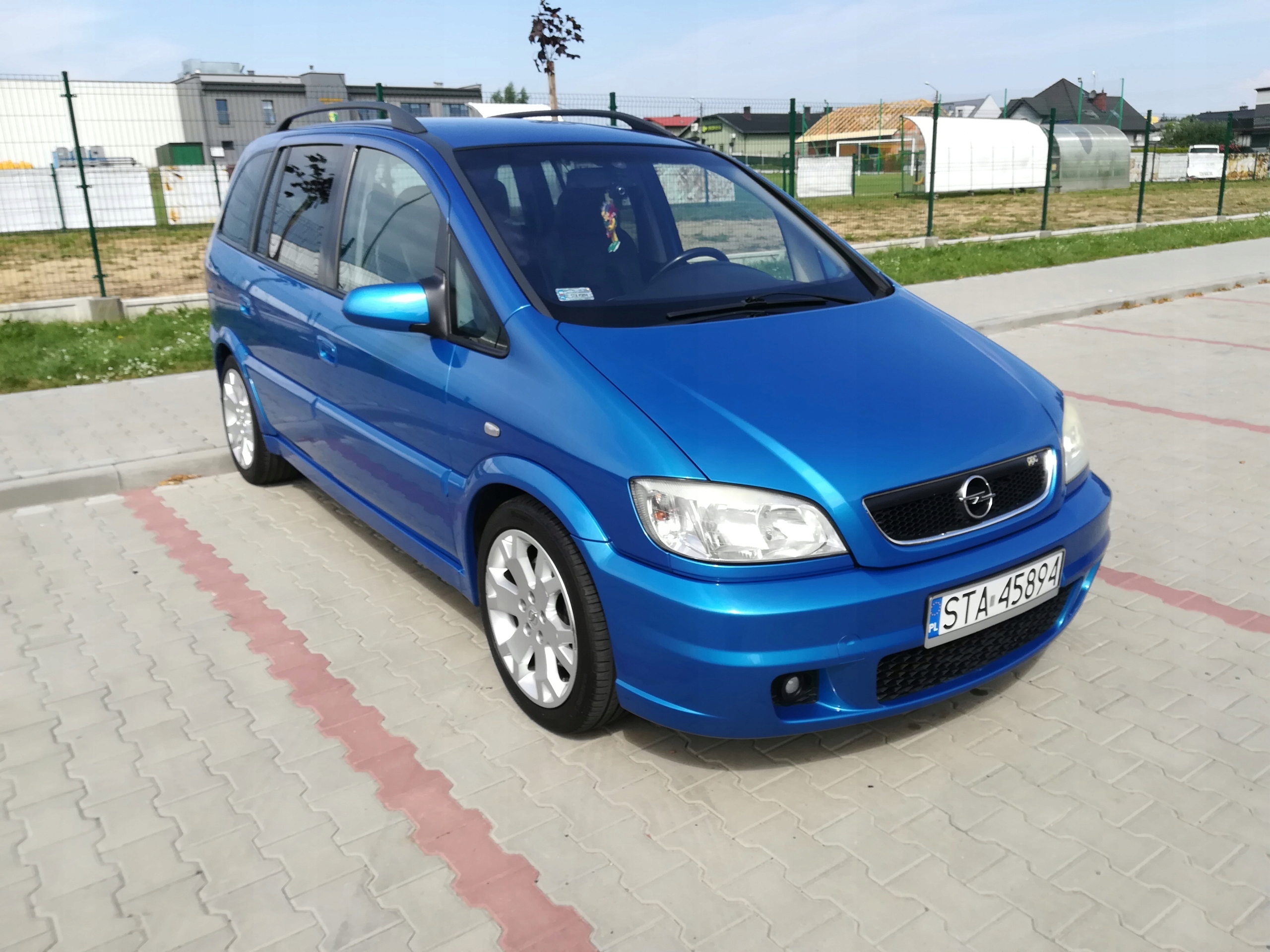 Zafira b бензонасос