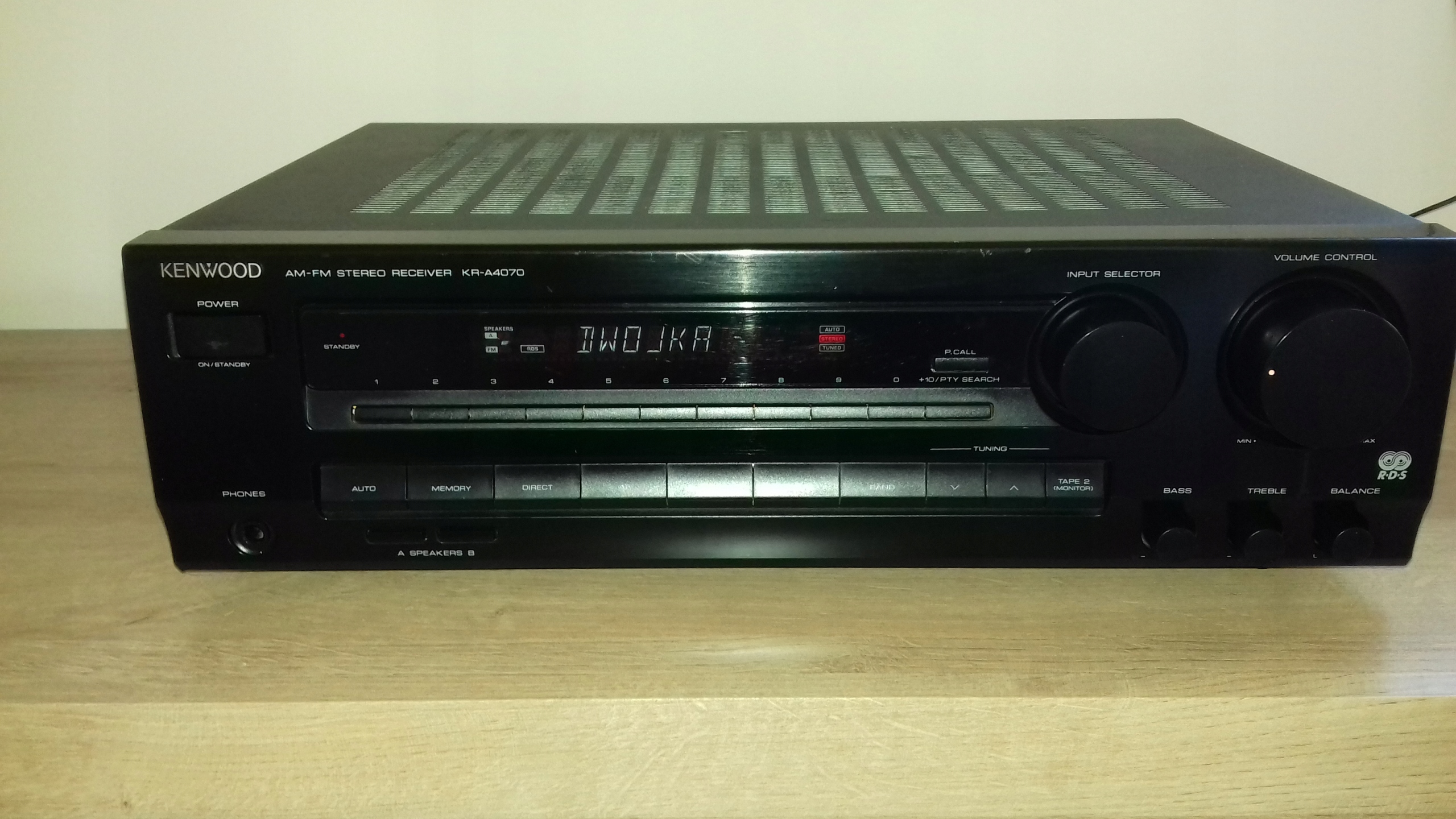 Amplituner stereo KENWOOD KRA4070 7701385733 oficjalne archiwum