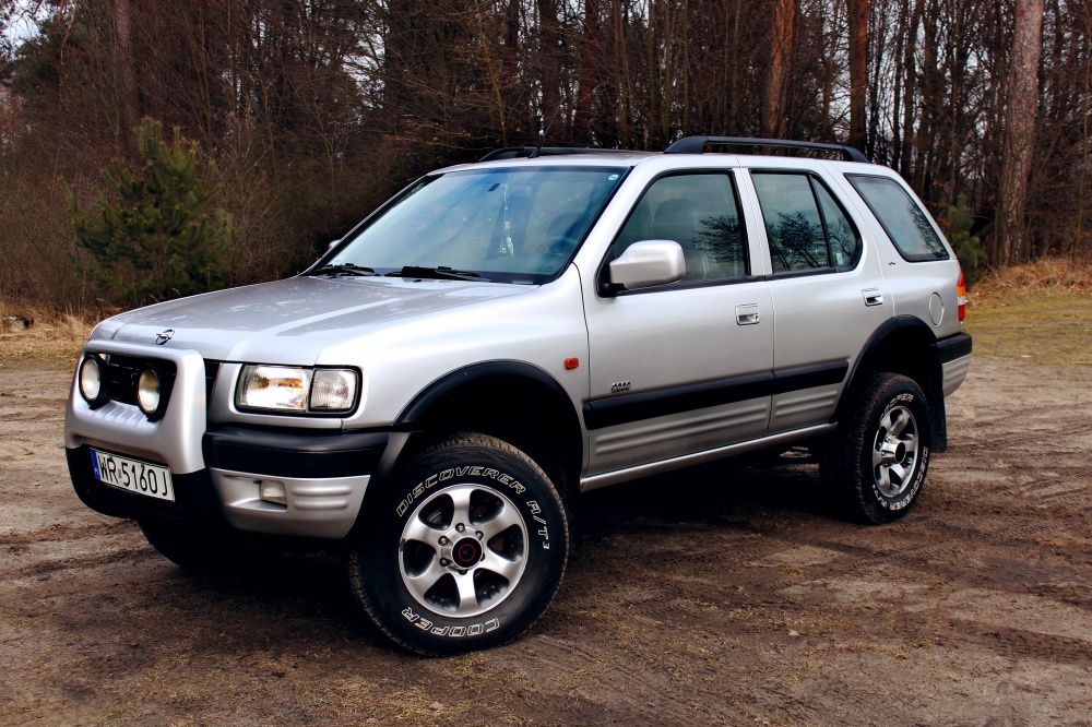 Opel frontera история