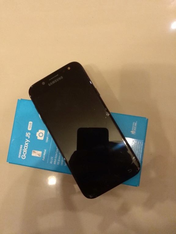 j5 2018 model