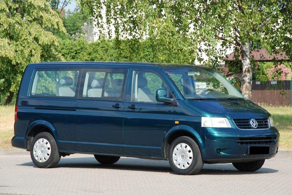 Volkswagen Transporter T5 Caravelle 9-osobowy,
