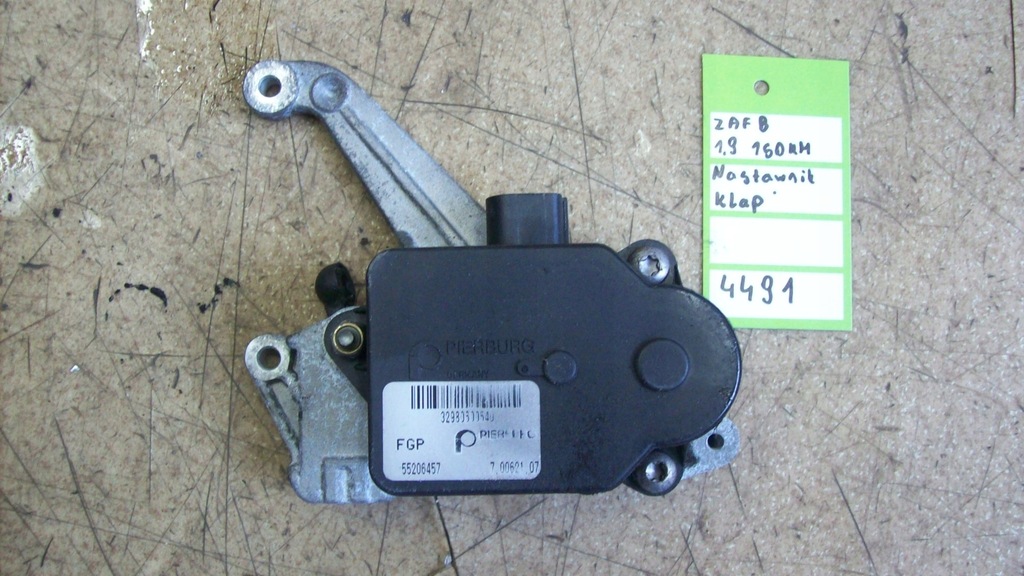 NASTAWNIK KLAP WIROWYCH VECTRA C 1.9 CDTI 55206457