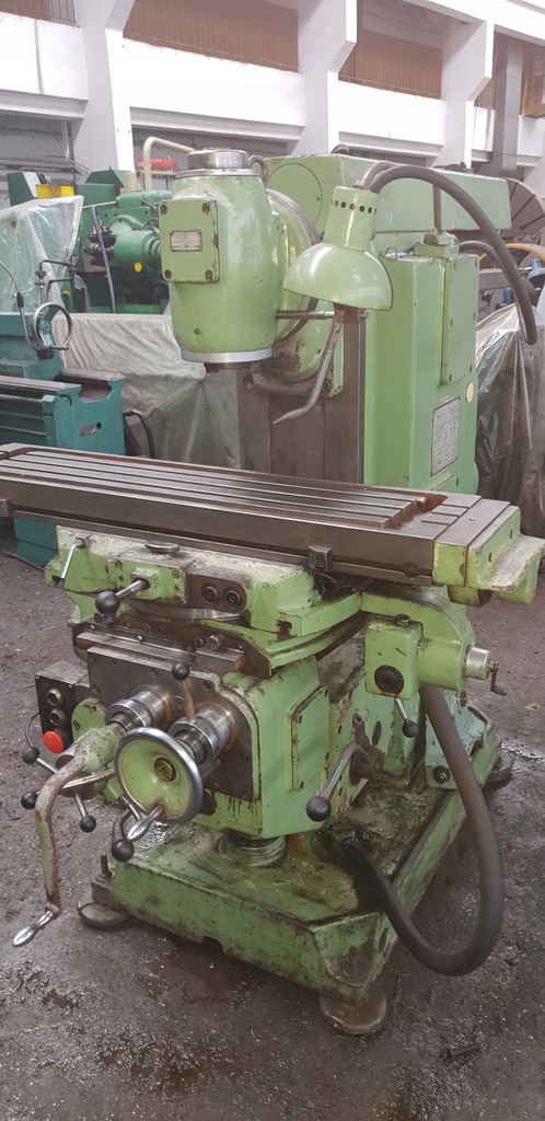 FREZARKA UNIWERSALNA 6P81