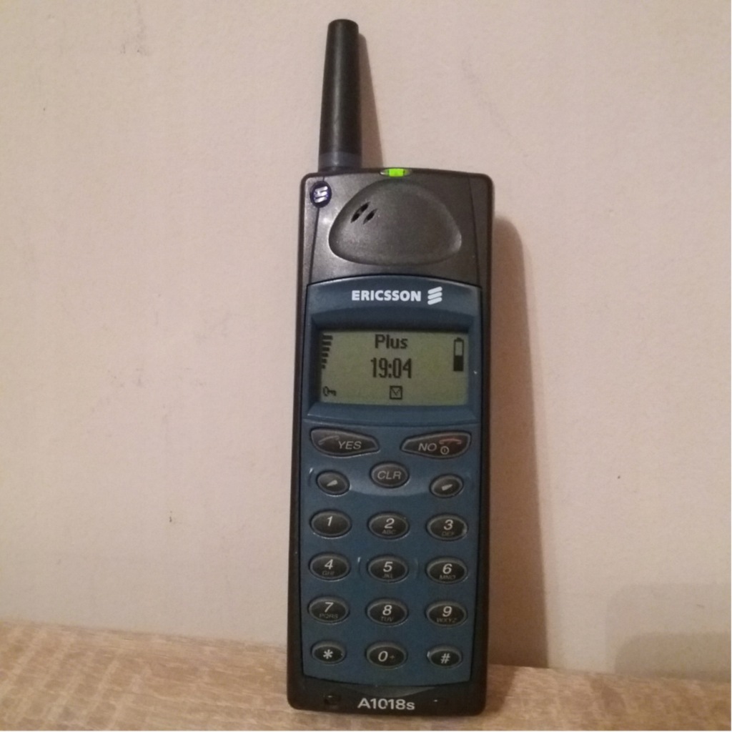 KOLEKCJONERSKI KOMÓRKOWY TELEFON ERICSSON A1018s - 7637151644 - oficjalne  archiwum Allegro