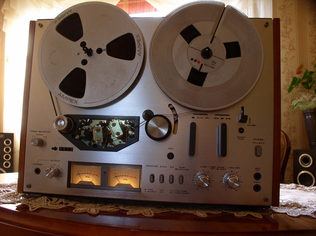 magnetofon AKAI GX 4000D super stan