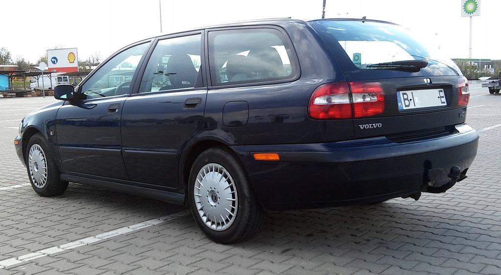 Volvo V40 diesel 1,9 102 KM 7751468120 oficjalne