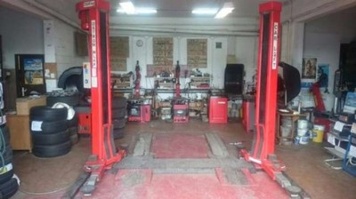 Podnośnik 2kolumnowy Ostrów Wlkp SDO-2.5E Car lift