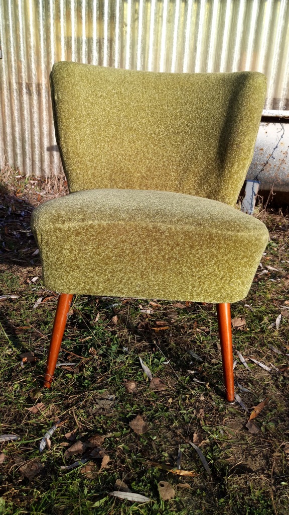 stary fotel krzesło vintage loft wabi sabi PRL