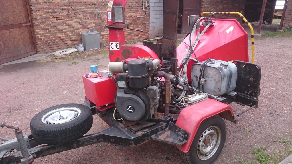 Rębak spalinowy Teknamotor Skorpion 120 SD mobilny