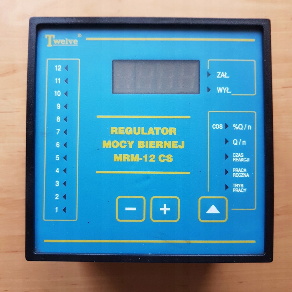 Regulator mocy biernej MRM -12CS
