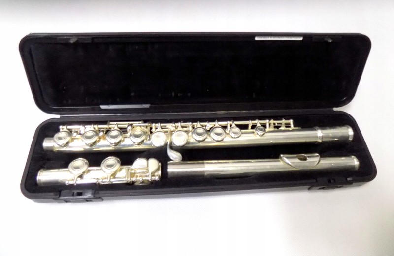 POSREBRZANY FLET POPRZECZNY YAMAHA 211