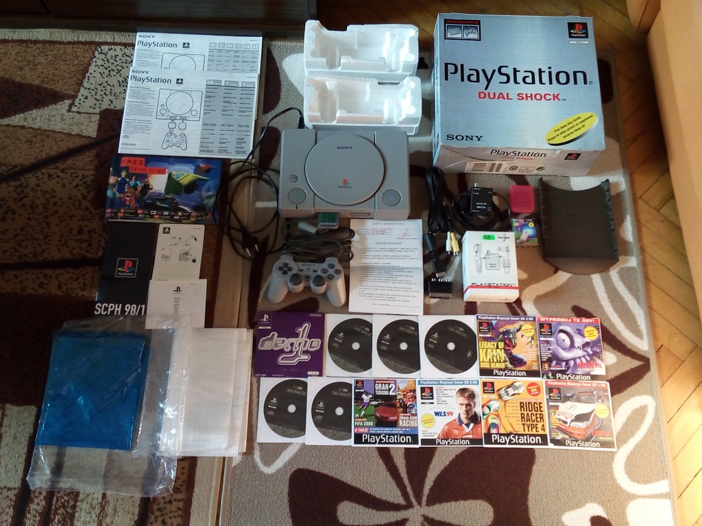 Konsola Sony Playstation 1 PSX PS1 karton ideał 