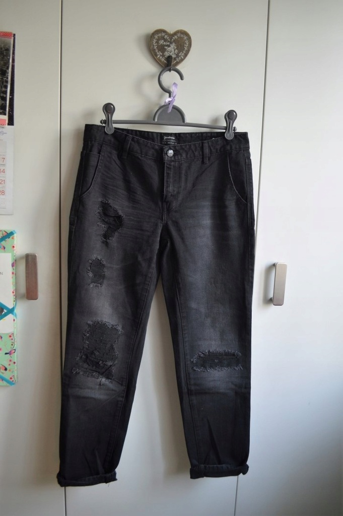 STRADIVARIUS spodnie jeansy S/M boyfriend,