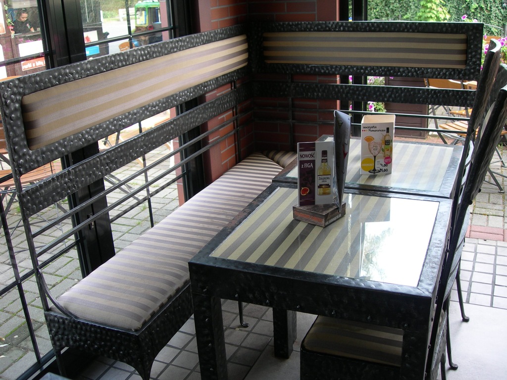 meble do baru/restauracji - kute (kowalstwo art.)