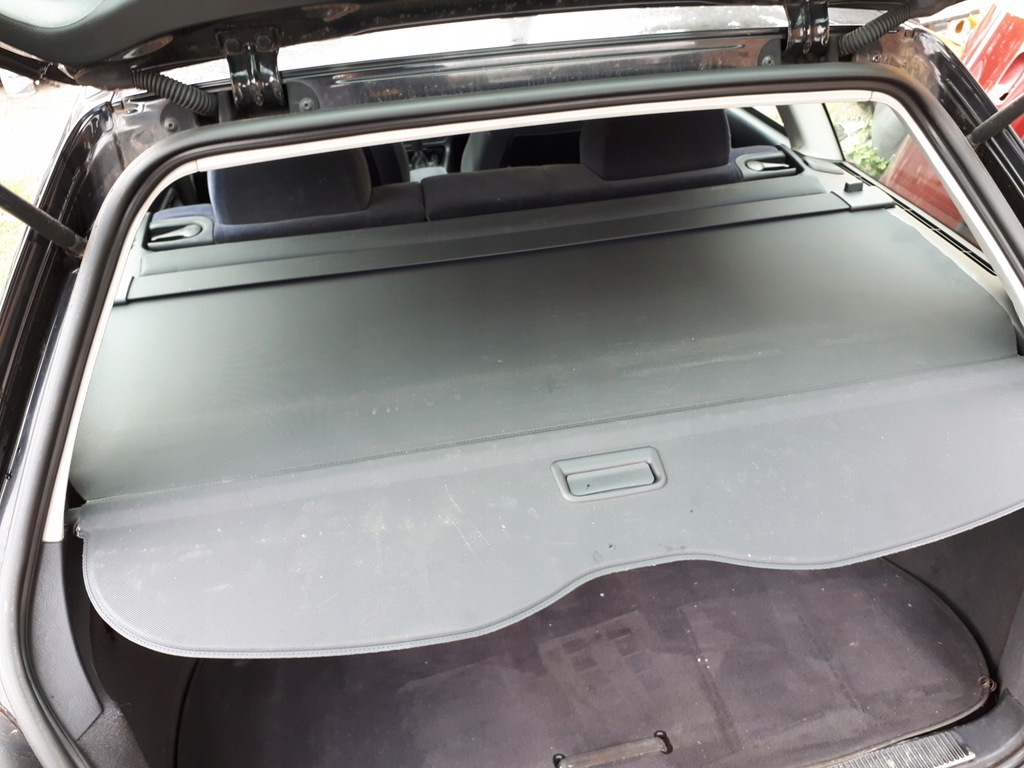 ROLETA BAGAŻNIKA AUDI A4 B5 KOMBI CZARNA LUBLN FV