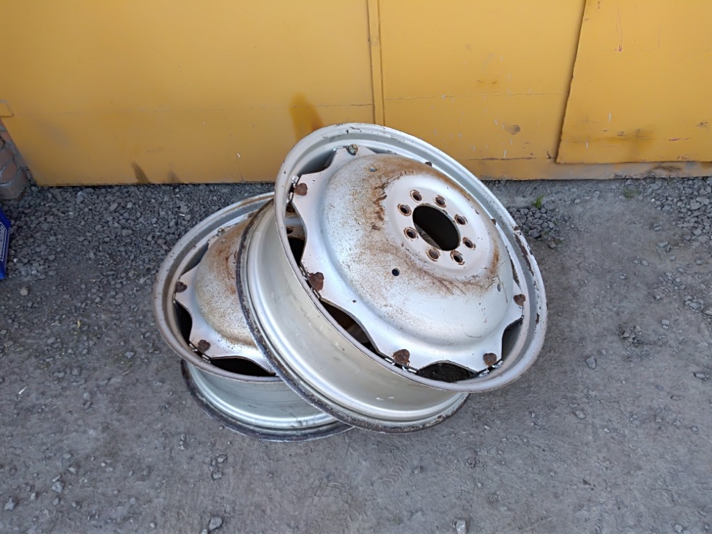 Felgi R32 cale MF 255 Ursus 3512