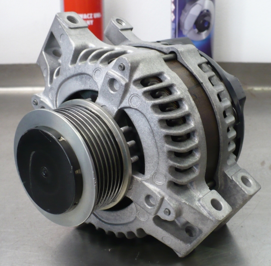 Alternator Honda Accord FRV CRV 2.2D 1042103911 7160141496