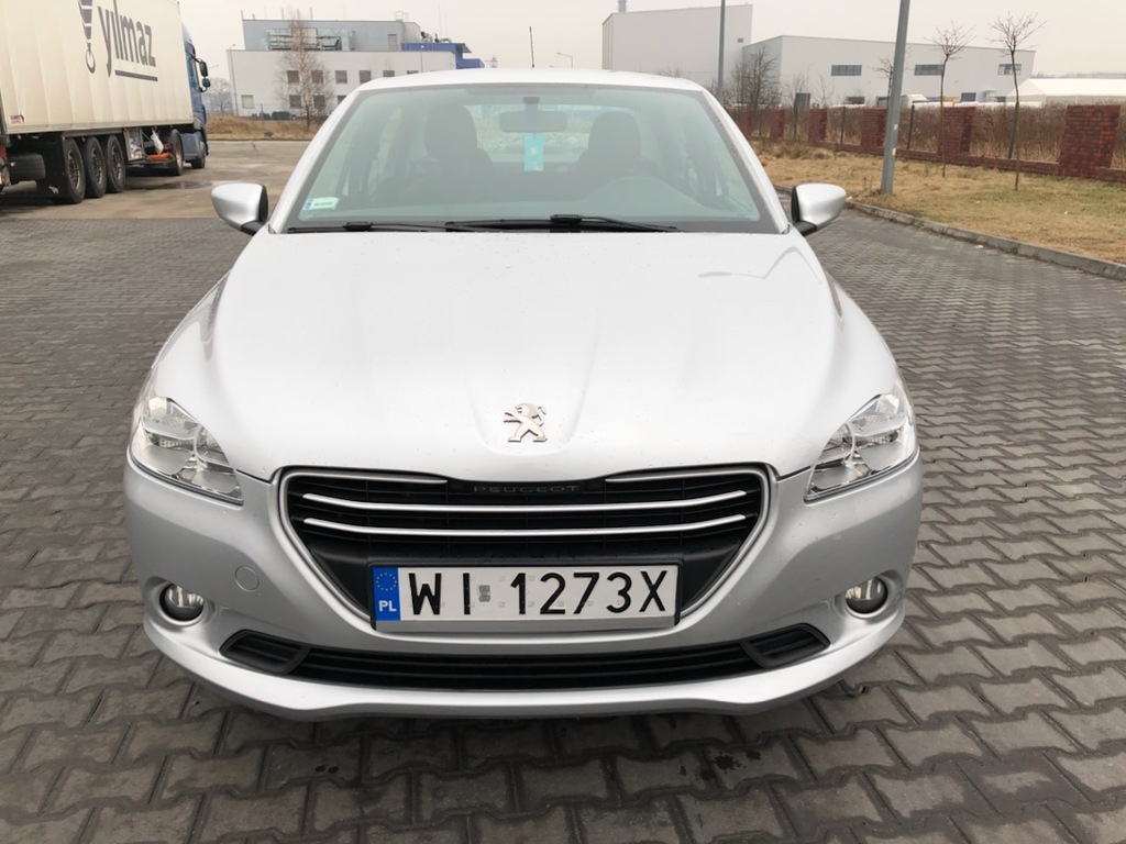 PEUGEOT 301 r2014 r.  Benzyna