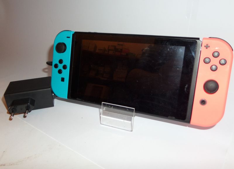 KONSOLA NINTENDO SWITCH - TYLKO U NAS TAK TANIO!