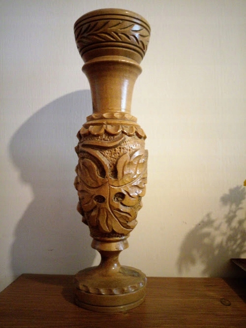 drewniany wazon WINOROŚL 34cm antypoślizg - wada