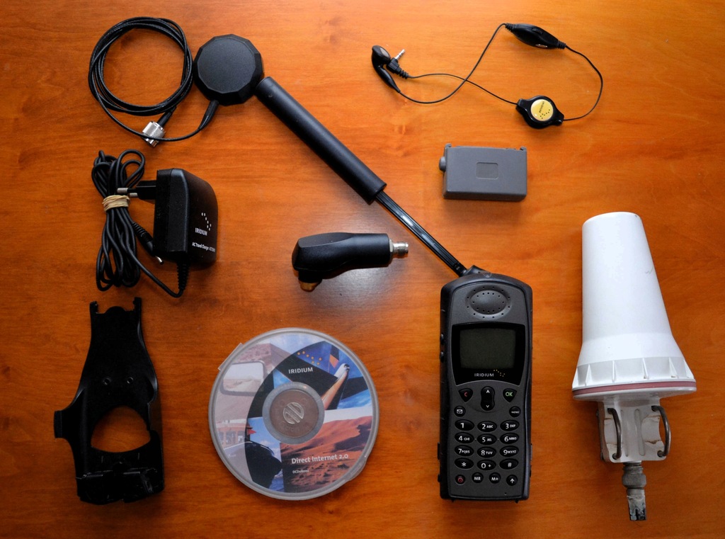 Iridium 9505A Satellite Phone