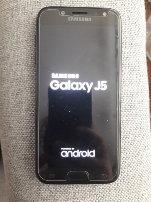 Samsung Galaxy J5 2017 uszkodzony
